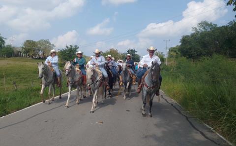 Invitan a participar en el desfile a caballo por Fiestas Patrias