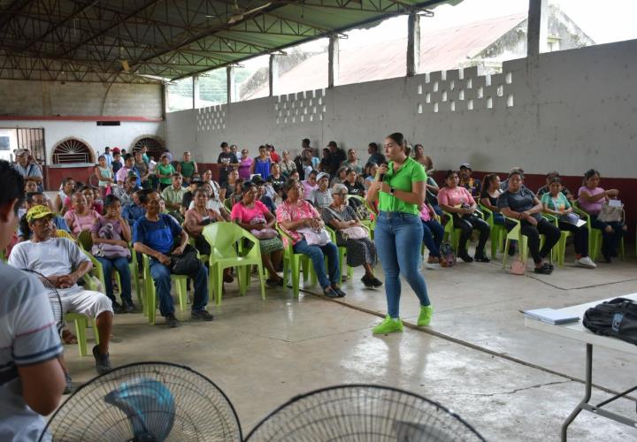 Muchas familias fueron beneficiadas con el programa "Aire con Apoyo"