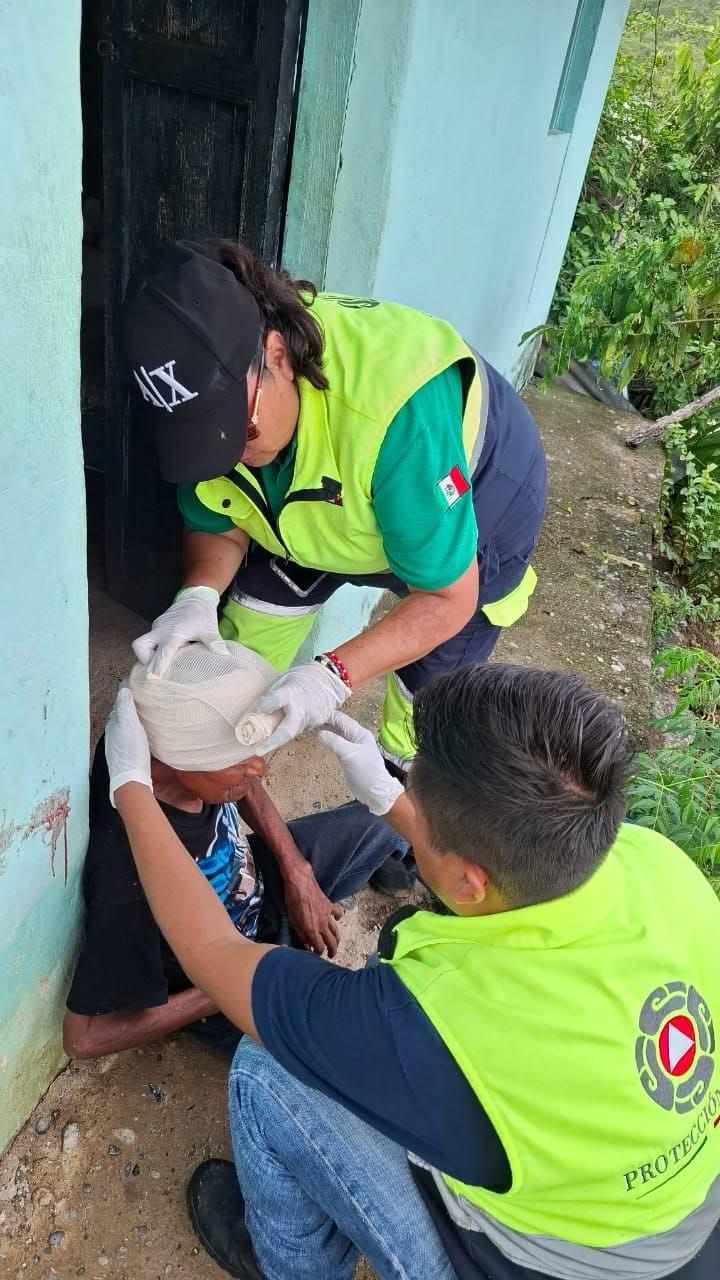 Se parte la cabeza tras caída en su domicilio