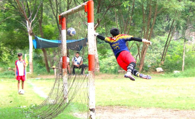 San Rafael goleó 5-0 a Plazoleta en el TAH