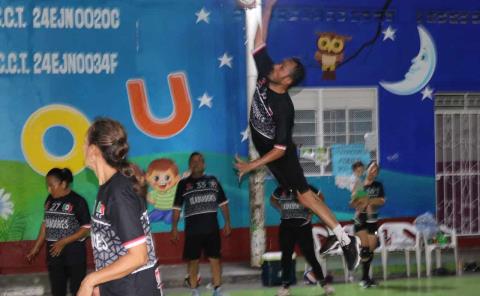 Gladiadores se coronan en vibrante final de voleibol mixto