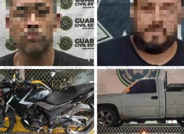 Atrapan a hombres con carros robados   
