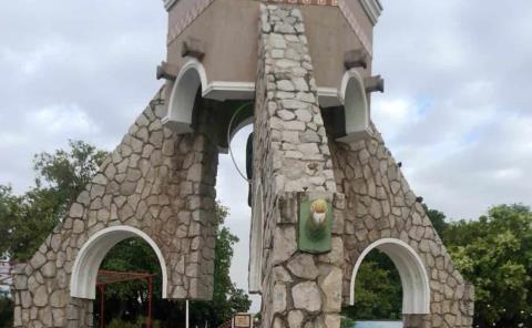 Fuente del Loro en el abandono
