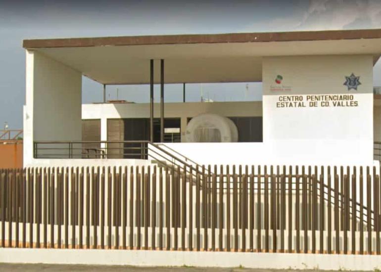 CAYERON A PRISIÓN     TRES VIOLADORES         
