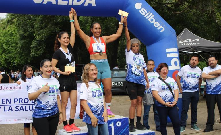 Histórica y de récord gran carrera atlética del ITST