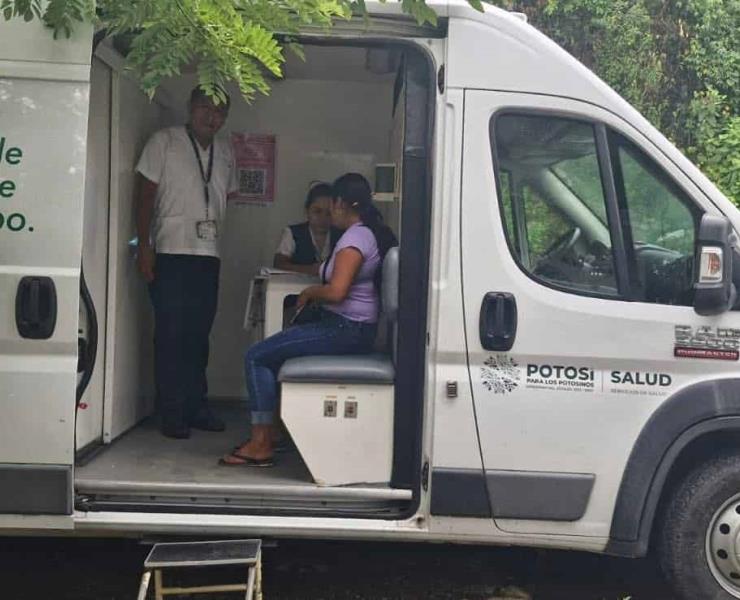 Brindan servicios de salud a localidades