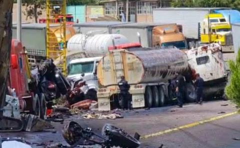 SE MATÓ CHOFER  EN BRUTAL CHOQUE       
