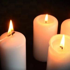 Veladoras una belleza  de riesgo en las casas
