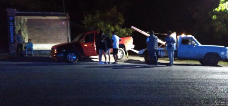 Vehículo se salió de la carretera Vehículo se salió de la carretera