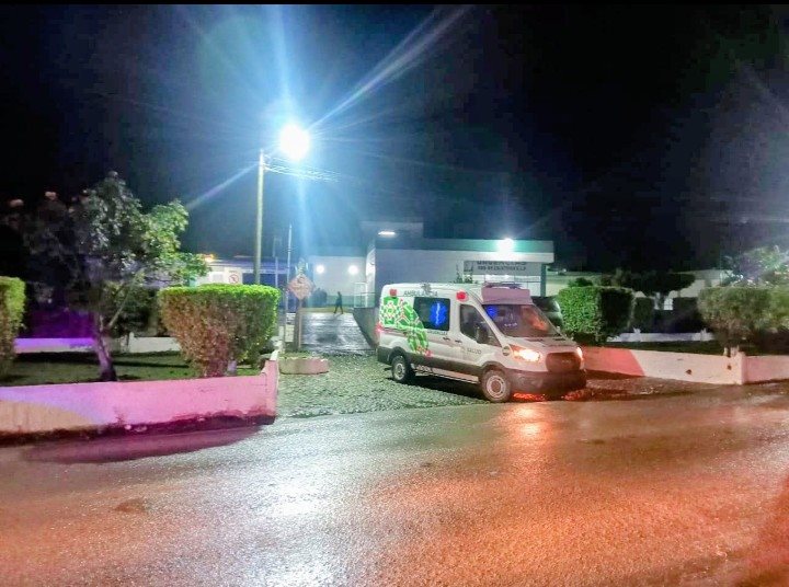 Muere mujer en camino a hospital del IMSS