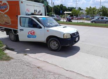 Vehículo de Gamesa chocó contra un taxi