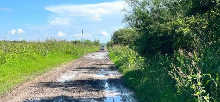 Camino de terracería  en pésimo estado