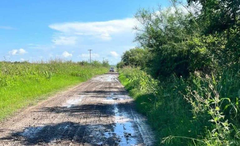 Camino de terracería  en pésimo estado