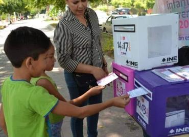 Proponen los niños prevenir adicciones