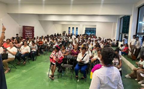 Gobierno local fortalece  encuentro con mujeres
