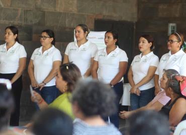 Mujeres comparten sus  experiencias de violencia 