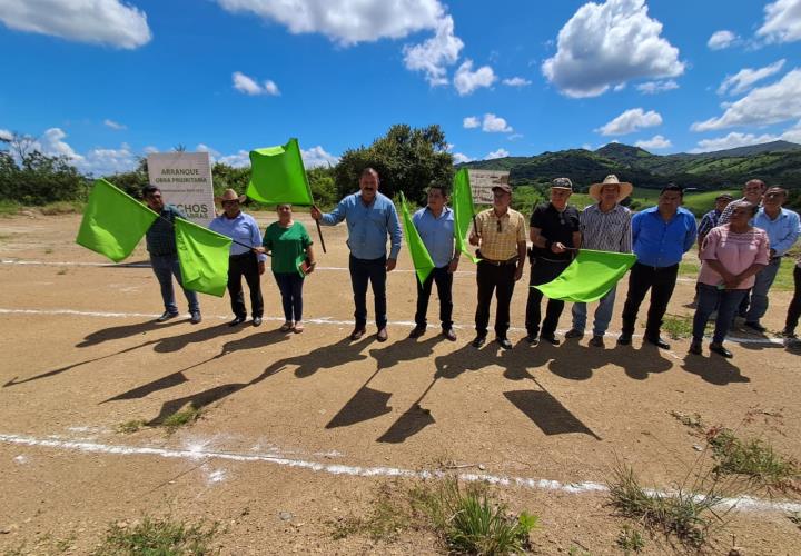 Arranca última etapa de la central camionera en San Martín Chalchicuautla