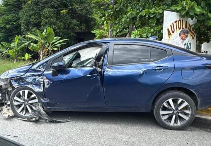 Accidente vehicular en Picholco deja madre e hijo lesionados