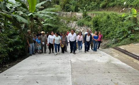 Pavimentación en Pilchapulhuacán dignifica la vida de sus habitantes