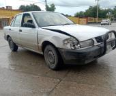Taxista causó choque de vehículo particular      
