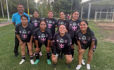 JAHR Sport mantiene paso firme en el  balompié femenil
