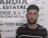 Lavacarros traía  bolsa de "mota"