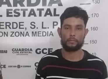 Lavacarros traía  bolsa de "mota"