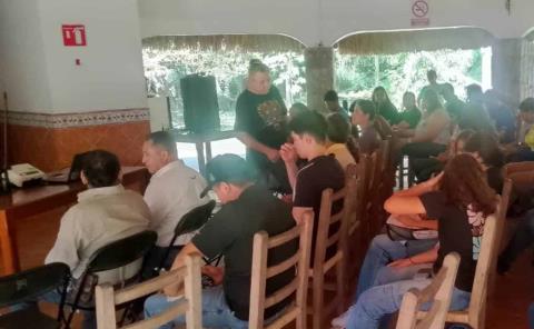 Protegerán nutrias al ´reaparecer´ en el río
