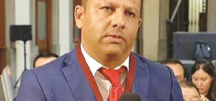 Demandaron a comunicadores   