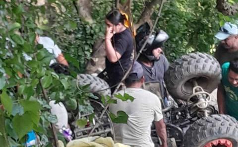 Tres heridos en volcadura de cuatrimoto