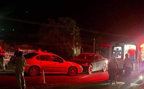 Colisionaron 2 coches en la Valles-Tampico     
