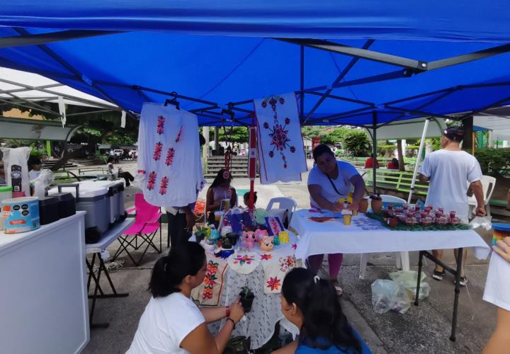 Excelente movilidad en el mercadito Mujeres con Talento