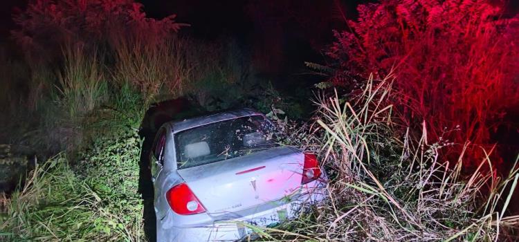 Vehículo se salió de la carretera