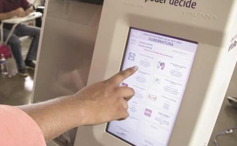 MODERNIZAN LA DEMOCRACIA