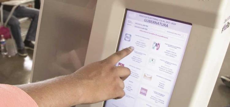 MODERNIZAN LA DEMOCRACIA MODERNIZAN LA DEMOCRACIA