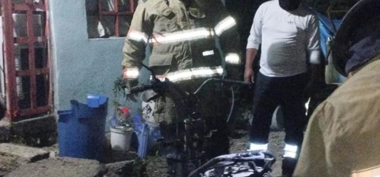 Sujeto quiso quemar la casa de su mamá Sujeto quiso quemar la casa de su mamá