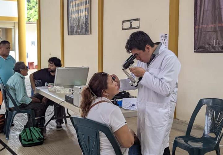 Muchos beneficiados con campaña de salud visual