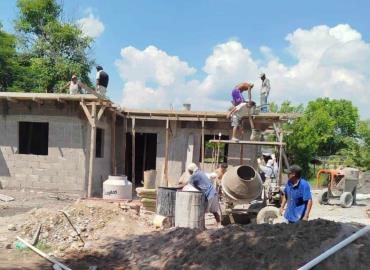 Construyen Casa de Salud en Ahuacatitla 