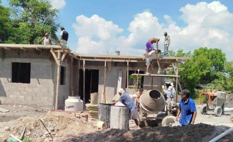 Construyen Casa de Salud en Ahuacatitla  Construyen Casa de Salud en Ahuacatitla