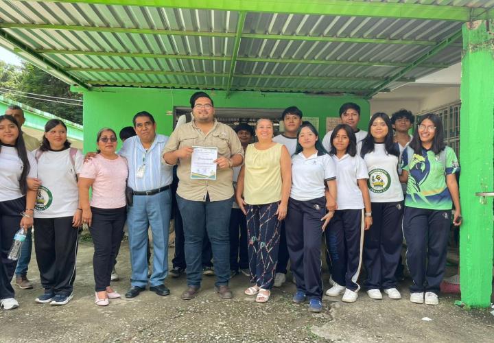 Donan galera al Cobach 21 por iniciativa propia