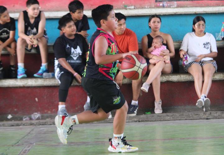 Invita el Ayuntamiento de Matlapa a Copa Piquines
