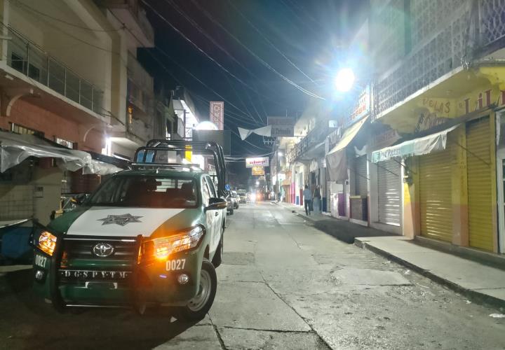 AGRESIVA MUJER FUE DETENIDA