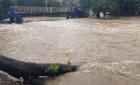 Desborda Arroyo Acontla y pone en alerta a Matlapa