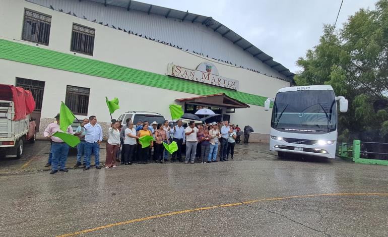 Dan banderazo a nuevas salidas rumbo a Monterrey Dan banderazo a nuevas salidas rumbo a Monterrey