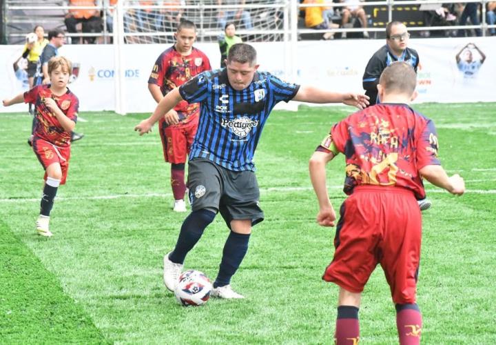 Eduardo ´Edy´ Guevara con gran paso en futbol internacional Down