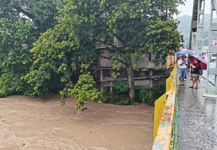 Alerta máxima en Tamazunchale por creciente de ríos