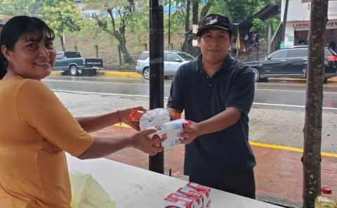 Agradecen víveres en Matlapa