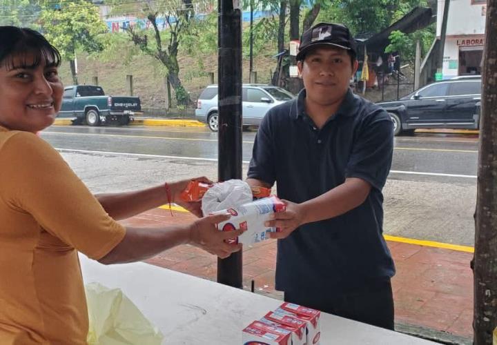 Agradecen víveres en Matlapa