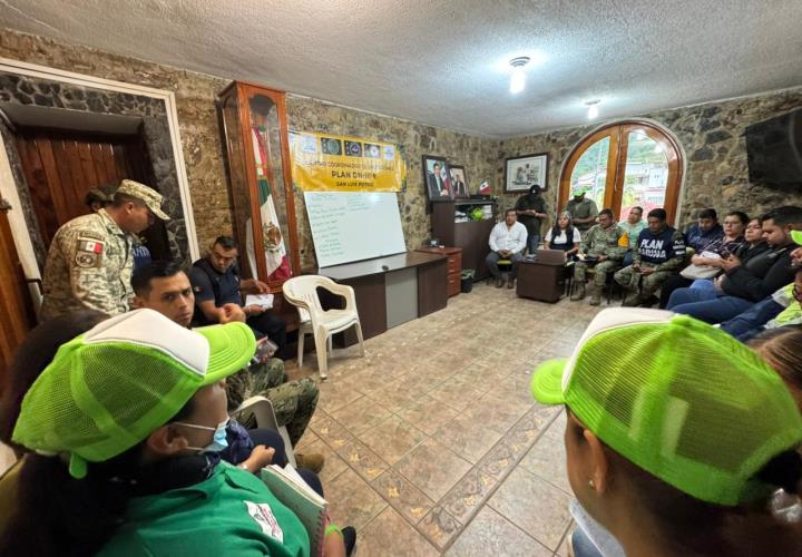En marcha Plan DN-III-E tras contingencia en Tamazunchale