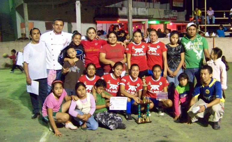 Las Florecitas bicampeonas hace 15 años en estadio Sol